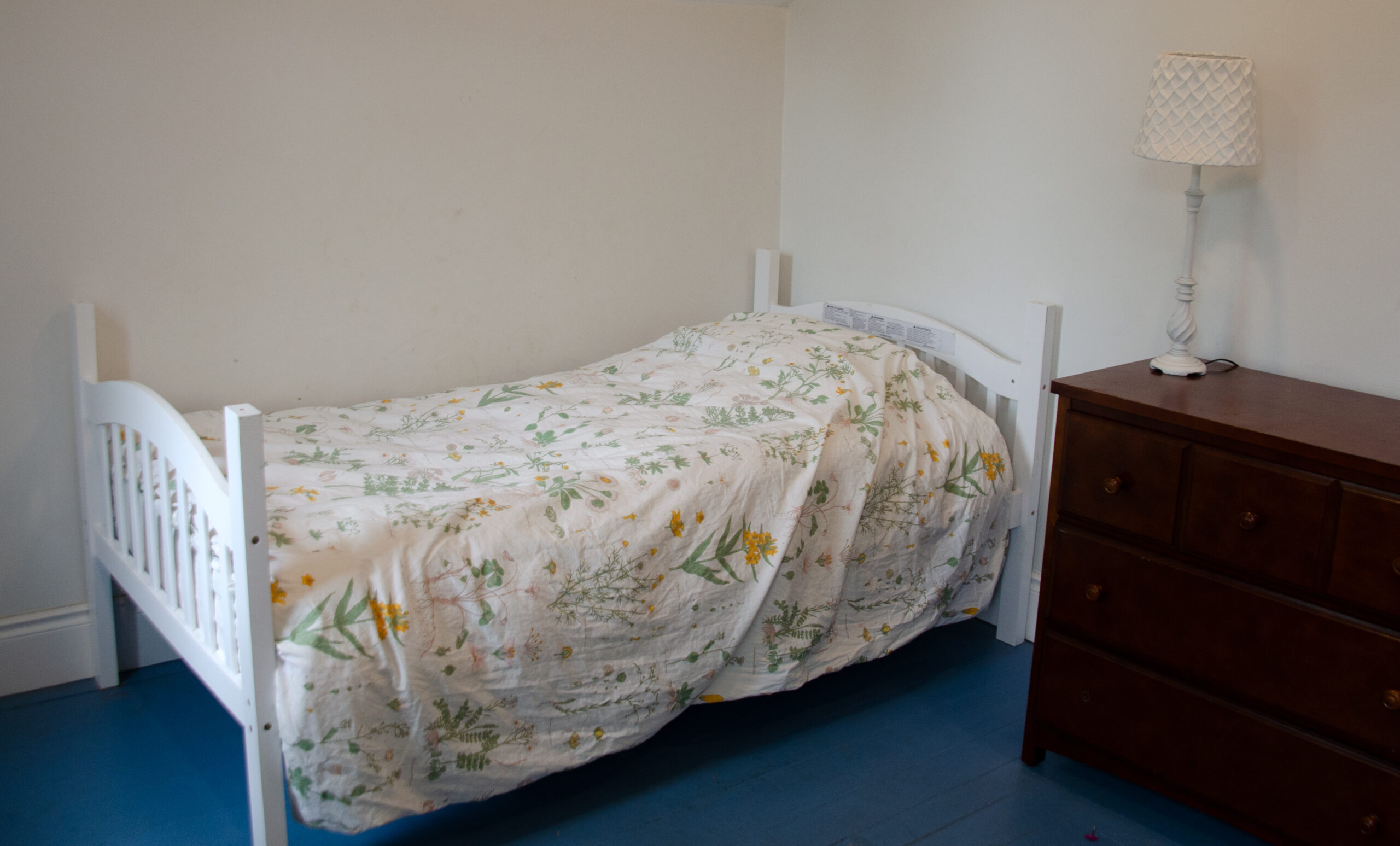 slow2-bedroom_2
